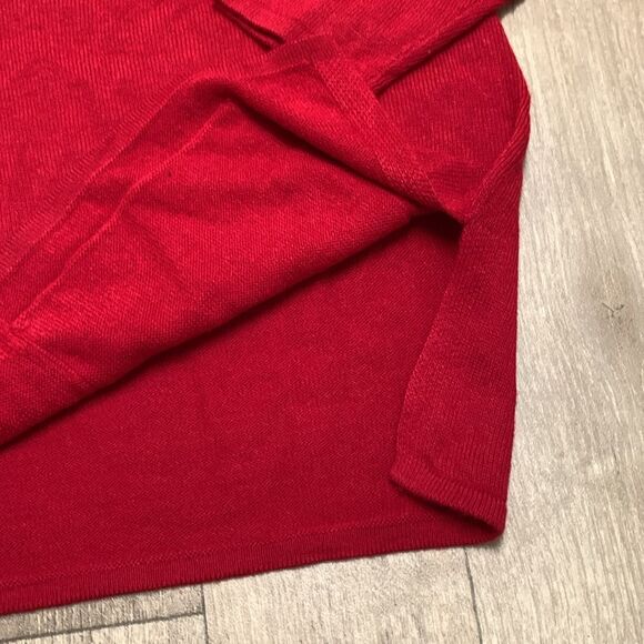 NWT New York & Company Red Holiday V-Neck Pocket Tunic Pullover Sweater - Picture 4 of 8